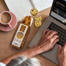 Cookie Pack+in use